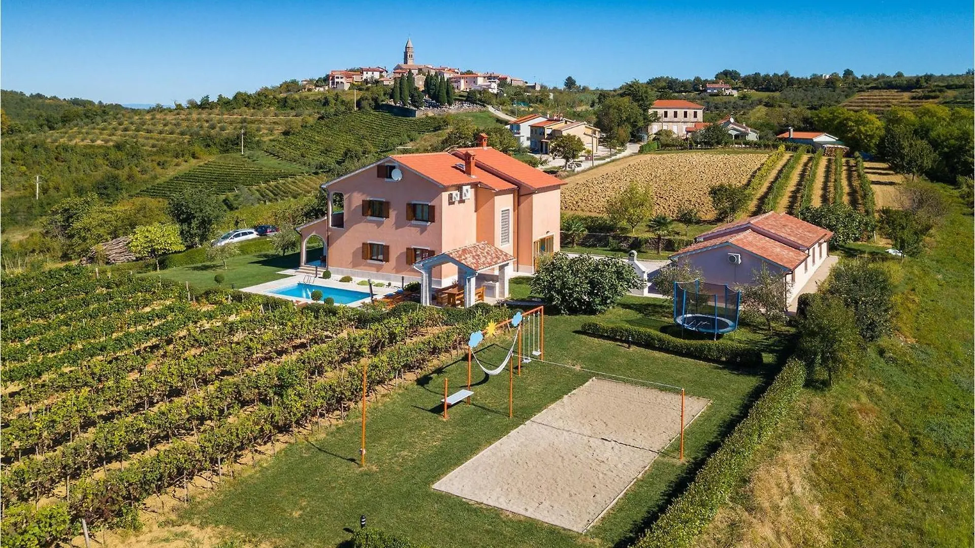 Villa Selar Motovun 0*,  Croatia
